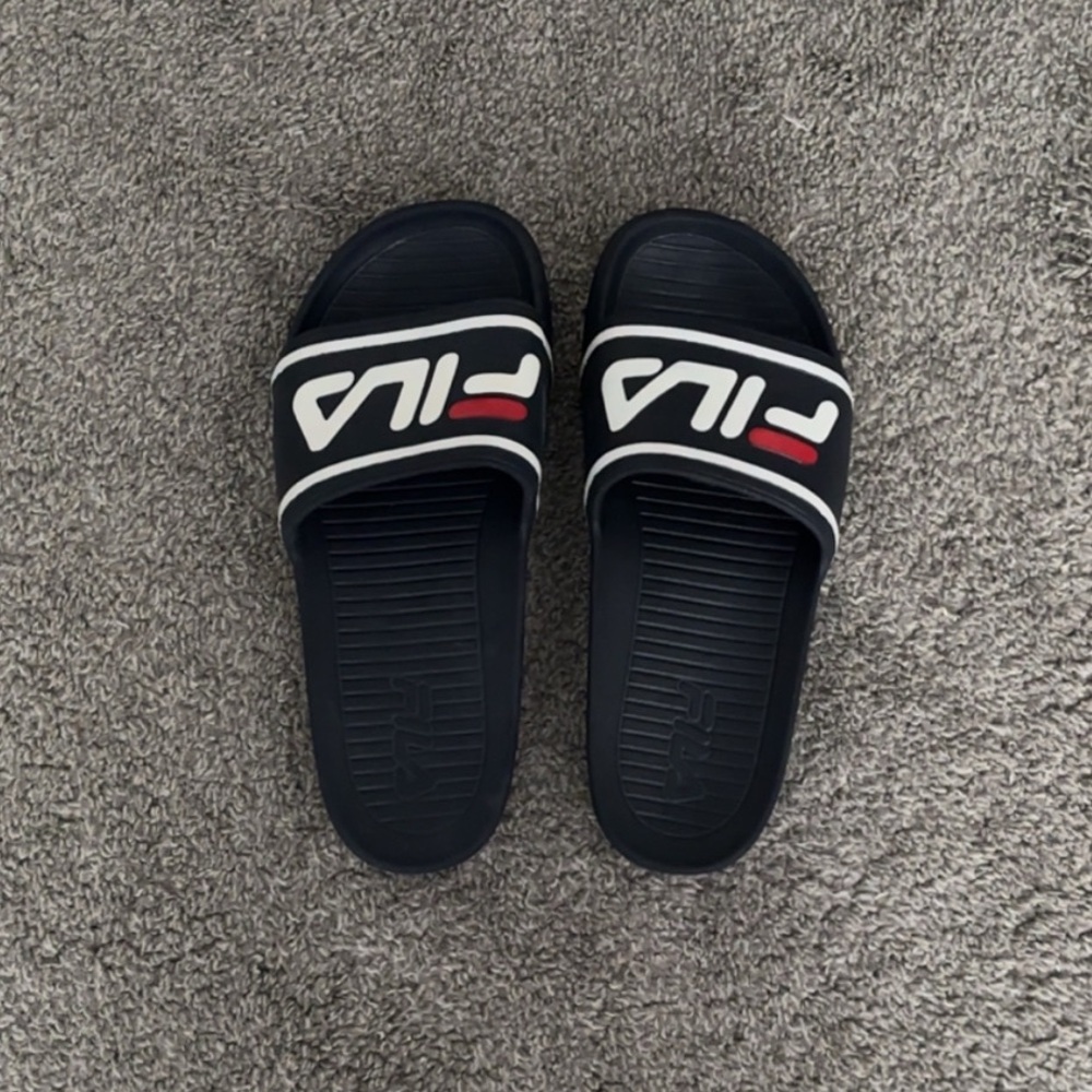 Fila Men's Blue and Red Slide Sandals